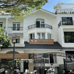 Nhà Phổ Quang P2 TB. 8x25m trệt 3 lầu, 6 phòng