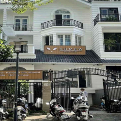 Nhà Phổ Quang P2 TB. 8x25m trệt 3 lầu, 6 phòng