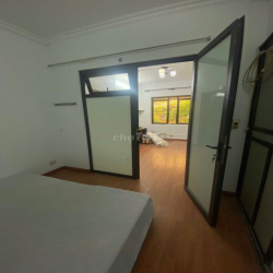 Cho thuê căn góc 2PN, tầng 2 tòa B khu 7.2 ha Vĩnh Phúc-Ba Đình