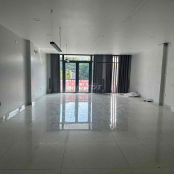 Cho thuê mặt bằng khu đô thị vạn phúc chính chủ