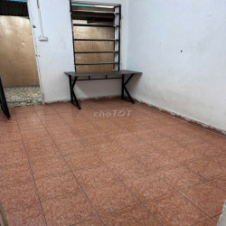 Cho thuê nhà tập thể phố Ao Sen, Phường Mộ Lao, Hà Đông