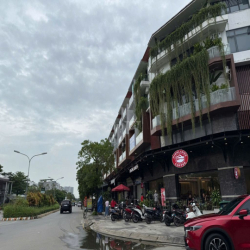 Mặt Bằng Kinh Doanh Miyuki Park - Kế Highlands Coffee, Giá 8 Triệu