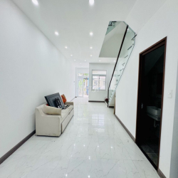 NHÀ PHỐ ROSITA KHANG ĐIỀN - MỚI ĐẸP - 3 TẦNG - 4PN 4WC -SÂN Ô TÔ RIÊNG