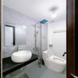 TT130 - CMMN MỚI FULL ĐỒ Ở ĐƯỢC LUÔN Ô TÔ ĐỖ CỬA MỄ TRÌ - PHẠM HÙNG