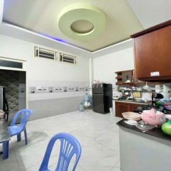 NHÀ 1 TRỆT 2 LẦU TUM HẺM 808 QL 13