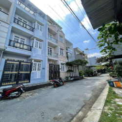 NHÀ 1 TRỆT 2 LẦU TUM HẺM 808 QL 13