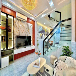 nhà MỚI ĐẸP FULL NỘI THẤT Y HÌNH ♥️ DT 3,6 x 11m♥️ 4PN-4WC