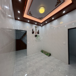 CHO THUÊ NHÀ NGUYÊN CĂN SIÊU RỘNG 1 TRỆT 1 LẦU PHƯỜNG 3