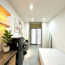 STUDIO THOÁNG MÁT NGAY LẠC LONG QUÂN- NGÃ 4 BẢY HIỀN