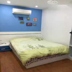 chính chủ cho thuê CHTrần quý kiên Dt 80m2, 2pn,pk,2wwc giá 10,5tr