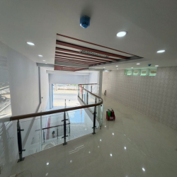 Cho thuê nhà mặt tiền Kha Vạn Cân - ưu tiên Bank, Spa, trung tâm TA