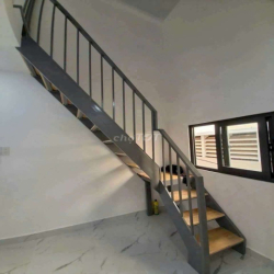 CHO THUÊ NHÀ HXH, 2 XET, TÔ HIẾN THÀNH Q.10