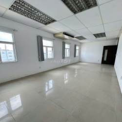 Chính Chủ Cho Thuê Toà Nhà Văn Phòng Mặt Tiền Đỗ Xuân Hợp