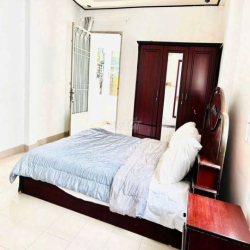 Cho thuê nhà trệt 3 lầu, 3pn 4vs - Đầy Đủ Nội Thất,