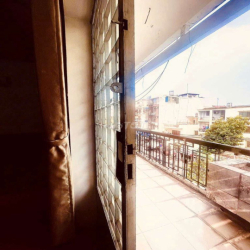 CĂN HỘ BAN CÔNG SIÊU TO NGAY BỆNH VIỆN UNG BỨU