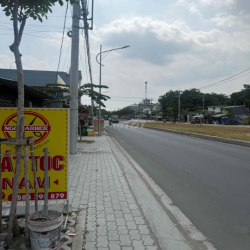 CHO THUÊ MẶT TIỀN TX25 5x20