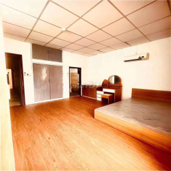 CĂN HỘ BAN CÔNG SIÊU TO NGAY BỆNH VIỆN UNG BỨU