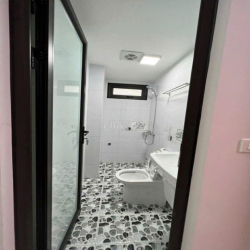 Cho thuê nhà Gia Quất,ô tô đỗ, 4PN–Nhà Mới Full Nội Thất. Giá 8 Triệu