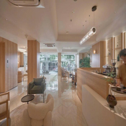 🏢 CHO THUÊ TÒA NHÀ  ĐƯỜNG LÝ THÁI TỔ DT 8M X 25M DTSD 1.200M2 QUẬN 3 🏢