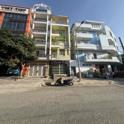 nhà thuê MTKD vành đai p10 q6 DT 304m giá 20tr