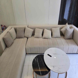 Cho thuê căn hộ Sky Villa 170m2 có gara oto