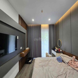 Cho thuê căn hộ Sky Villa 170m2 có gara oto
