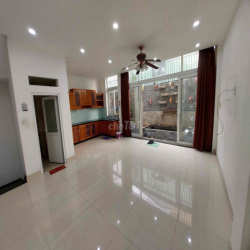 biệt thự MT lô F đường Lê Thị Riêng 7x20m , 3 lầu + hầm