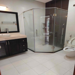 biệt thự MT lô F đường Lê Thị Riêng 7x20m , 3 lầu + hầm