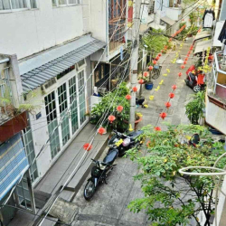 NHÀ THUÊ 78M2 2PN2WC GẦN NHÀ THỜ SAO MAI