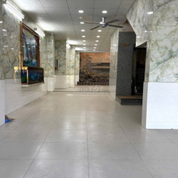 ✅✅Cho thuê tòa nhà 6 lầu 12 phòng gần xa lộ hà nội