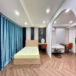 CĂN HỘ 1PN BAN CÔNG Ở HUỲNH TẤN PHÁT Q7 GẦN PMH - KCX - Tân Thuận Q4