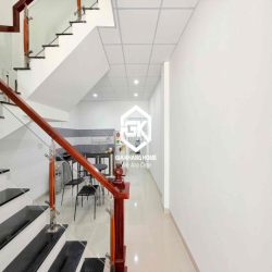 CHO THUÊ DÀI HẠN NHÀ NGUYÊN CĂN 3 PHÒNG NGỦ FULL NỘI THẤT MẶT TIỀN ĐƯỜ