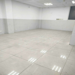 CHO THUÊ NHÀ NGUYÊN CĂN GÓC 2 MẶT TIỀN ĐƯỜNG TRẦN HƯNG ĐẠO. Q5