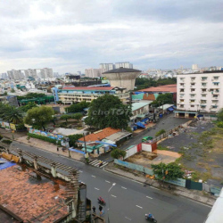 CHO THUÊ NHÀ NGUYÊN CĂN GÓC 2 MẶT TIỀN ĐƯỜNG TRẦN HƯNG ĐẠO. Q5