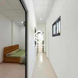 CHO THUÊ DÀI HẠN NHÀ NGUYÊN CĂN 3 PHÒNG NGỦ FULL NỘI THẤT MẶT TIỀN ĐƯỜ