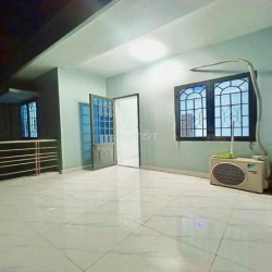 CHO THUÊ NHÀ SÂN VƯỜN 1 TRỆT 1 LẦU - GẦN QUẢNG TRƯỜNG TỈNH - BIÊN HOÀ