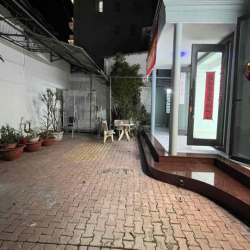 CHO THUÊ NHÀ SÂN VƯỜN 1 TRỆT 1 LẦU - GẦN QUẢNG TRƯỜNG TỈNH - BIÊN HOÀ