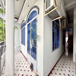 CHO THUÊ NHÀ 3 PHÒNG NGỦ GẦN BIỂN KHU VĨNH NGUYÊN GIÁ 9 TRIỆU/THÁNG