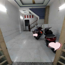 Cho thuê nhà 3 tầng mặt tiền đường trương phước phan