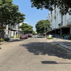 Nhà Vạn Phúc 6x20m (Hầm 4 tầng) gần công viên, hồ bơi giá chỉ 40 triệu