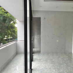 Nhà Vạn Phúc 6x20m (Hầm 4 tầng) gần công viên, hồ bơi giá chỉ 40 triệu