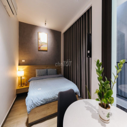 Chính chủ cho thuê Căn hộ dịch vụ 30m2, đủ đồ khép kín, có giặt xấy.