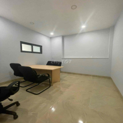 Cho thuê nhà nguyên căn làm vpcty dtsd 200m2