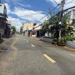 Cho thuê nhà nguyên căn làm vpcty dtsd 200m2