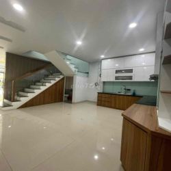 Cho thuê nhà nguyên căn làm vpcty dtsd 200m2