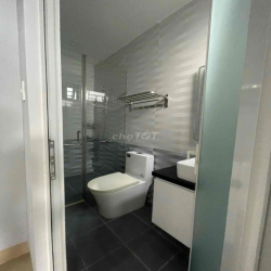 Cho thuê nhà nguyên căn làm vpcty dtsd 200m2