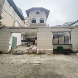 BIỆT THỰ HƠN 700M2, GIỮA LÒNG QUẬN 3 – SỐ 201 NGUYỄN THỊ MINH KHAI.!!