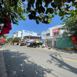 Cho thuê nhà MT Hiệp Thành 49 Q12 – 500m2 sàn– Ngang 9m–Giá rẻ 24Tr/th