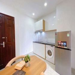 Sang CHDV, Mặt tiền cộng hòa, P4, Tân bình, 28p, nội thất, 80tr/ th.