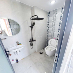 Nhà thuê Khuông Việt. Quận Tân Phú (3pn, 4wc) hẻm xe hơi.Dtsd 200m2